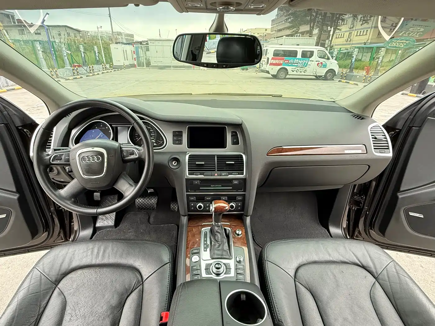 Audi Q7 2012 3.0 TFSI Technology (200kW) фото 6