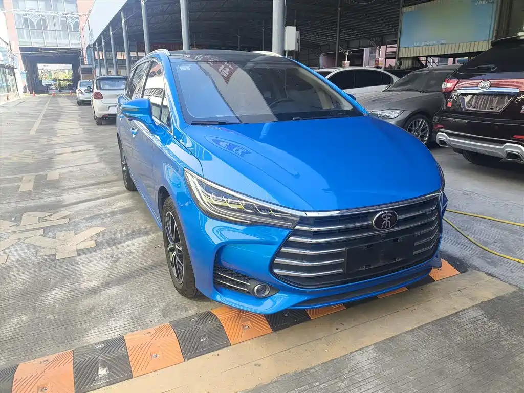 BYD Song MAX 2017 1.5T Auto Smart Elite 7-Seater фото 6
