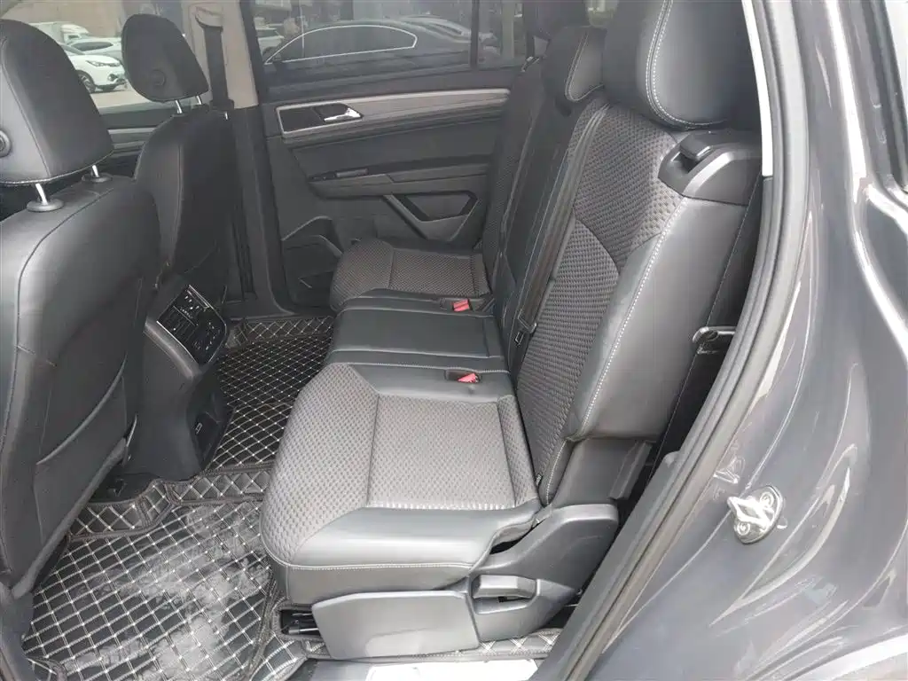 Volkswagen Teramont 2017 380TSI 4WD Comfort Edition фото 17