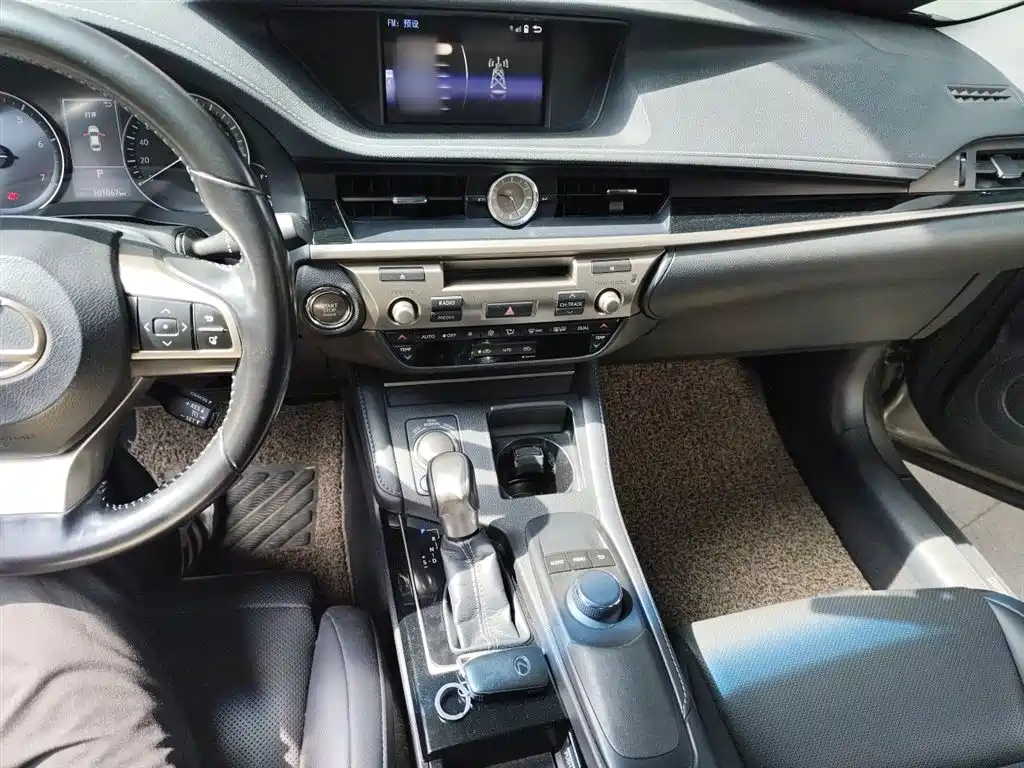 Lexus ES 2015 200 Elite Edition фото 6