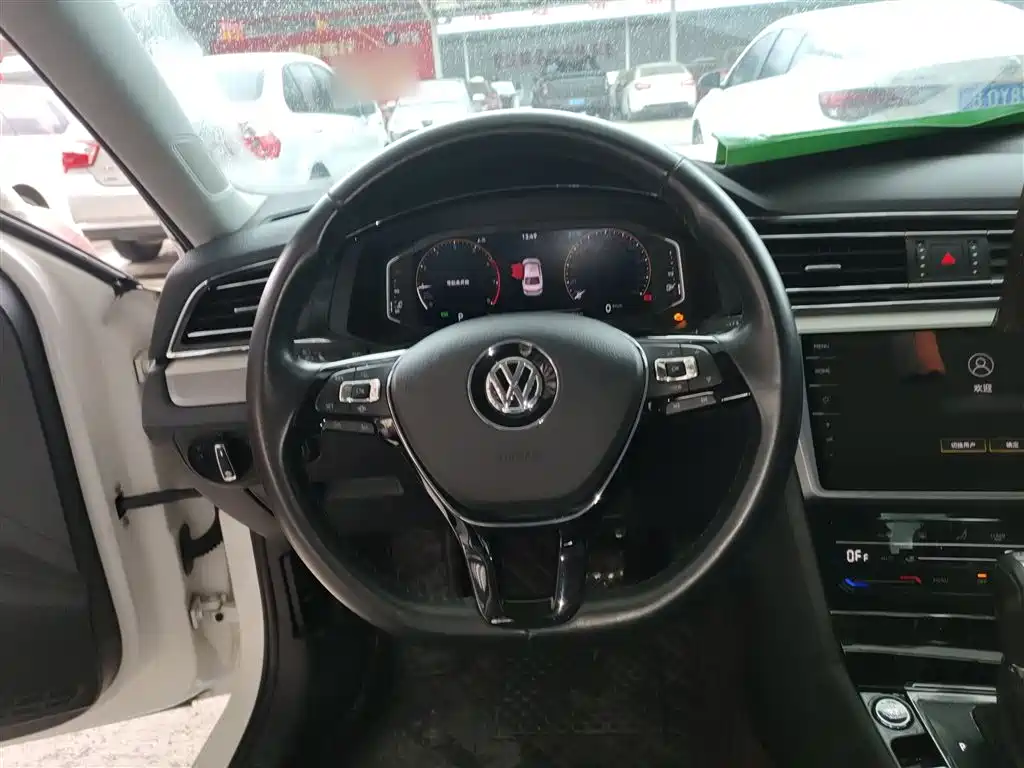 Volkswagen Lamando 2021 Facelift 280TSI DSG Comfort Edition фото 11