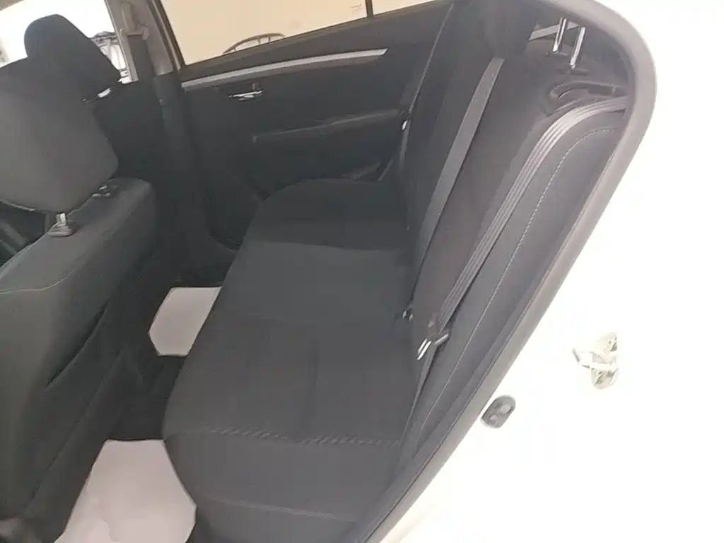 Suzuki Alivio 2017 2015 1.6L Automatic Comfort