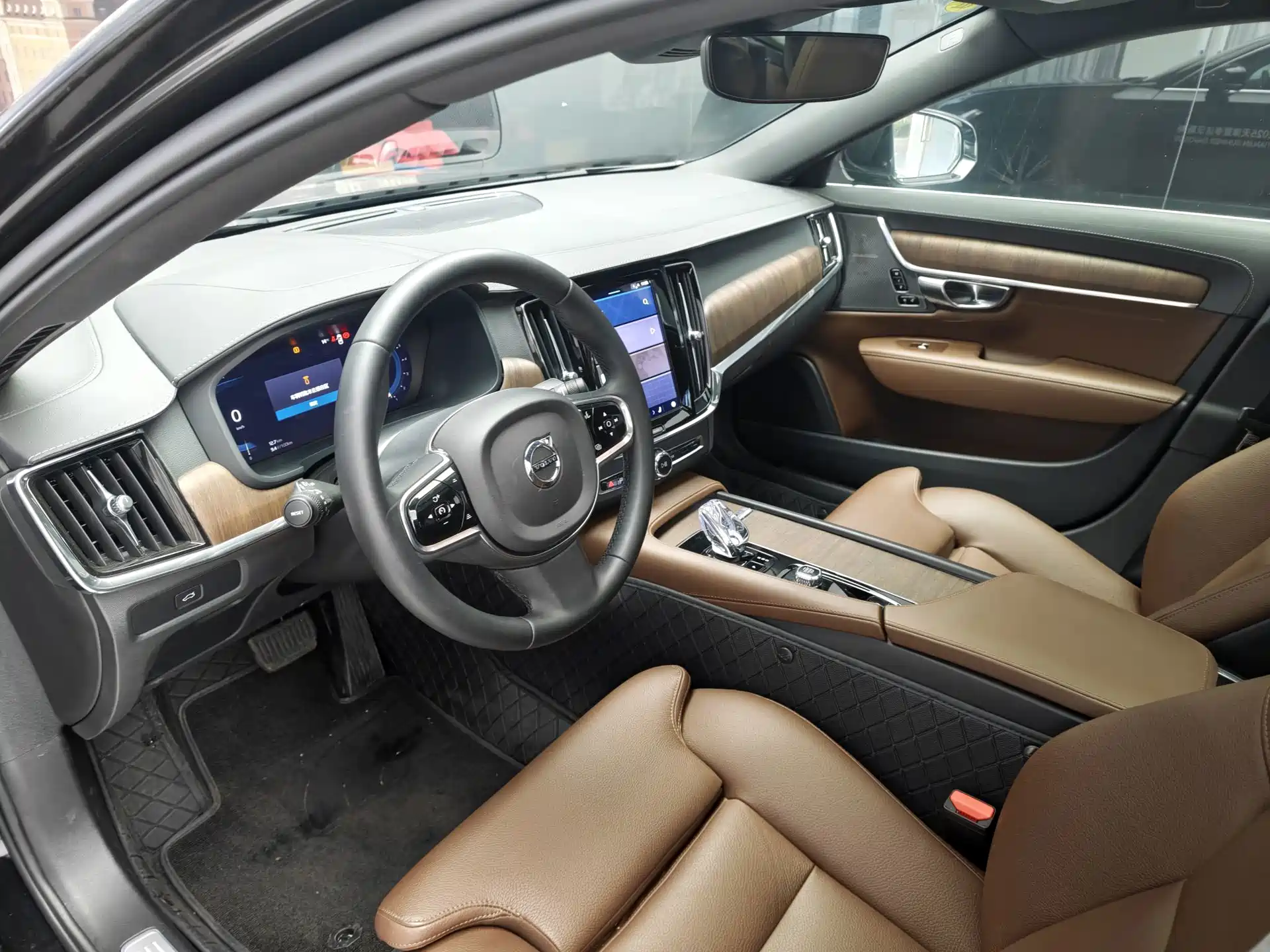 Фото 5 - Volvo S90