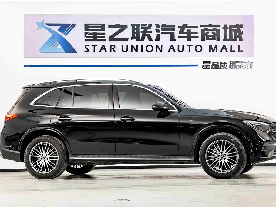 Mercedes-Benz GLC 2023 Facelift GLC 300 L 4MATIC Sport 5-Seater фото 5