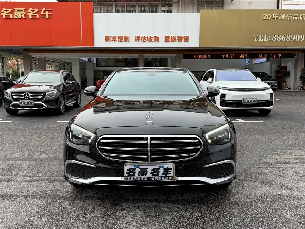 MERCEDES-BENZ E CLASS