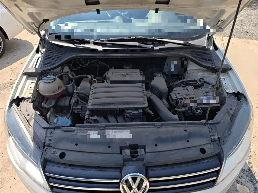 Volkswagen Jetta 2013 1.6L Automatic Comfort фото 17