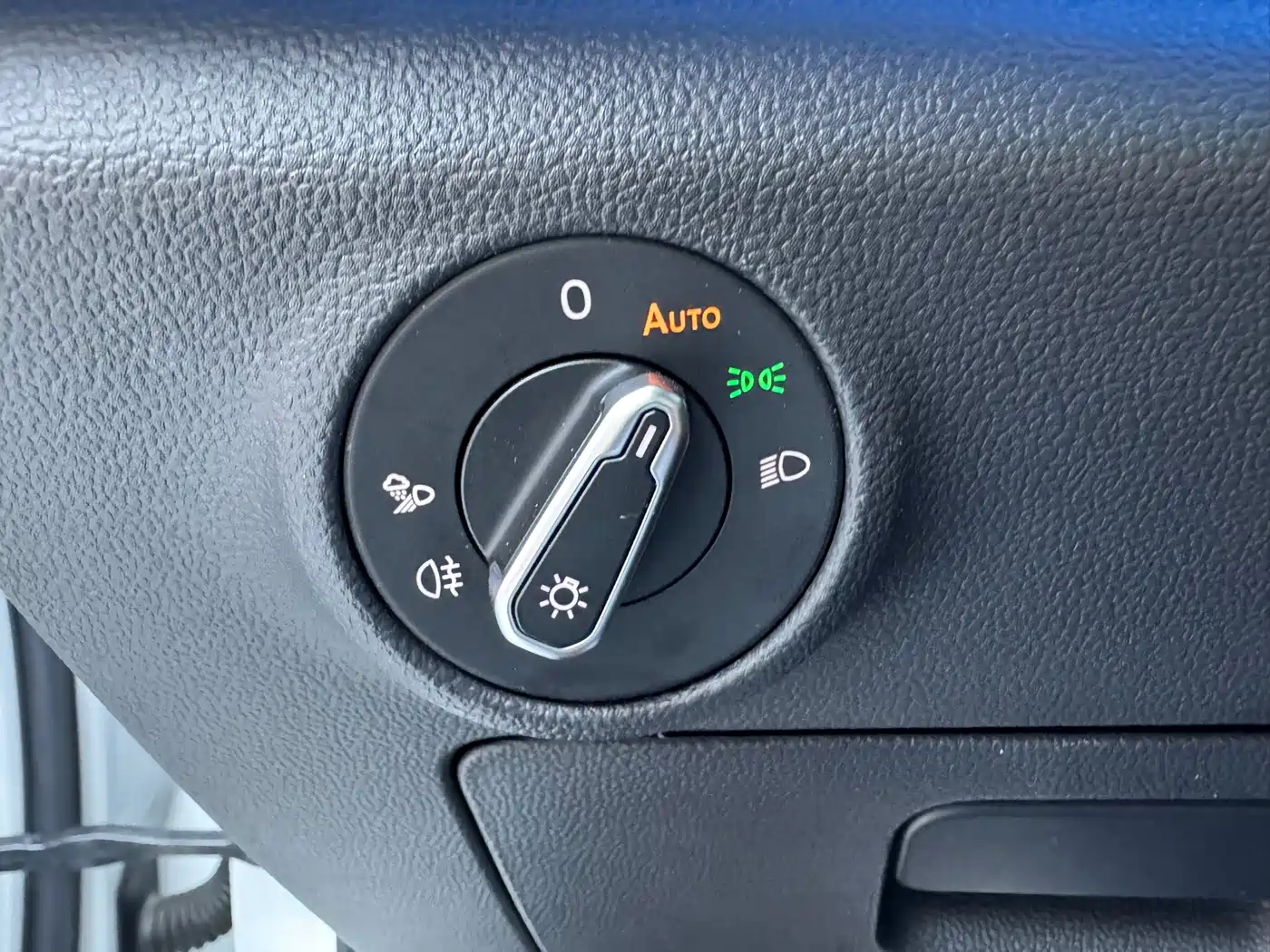 Volkswagen Sagitar 2023 Model Year 280TSI DSG Surpass Edition фото 10