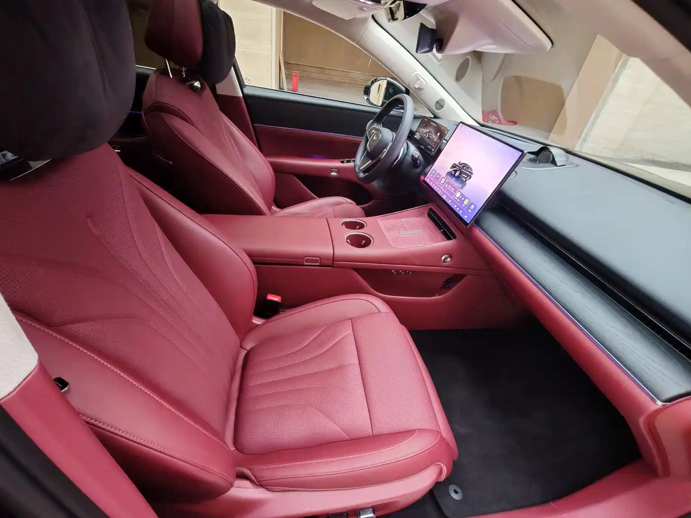 Voyah Auto VOYAH Zhuiguang L 2025 2025 Mid-configuration Model