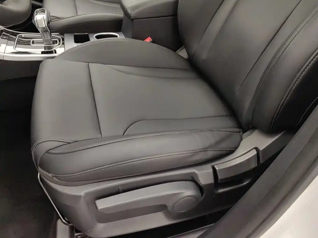 Photo 20 - Haval H2