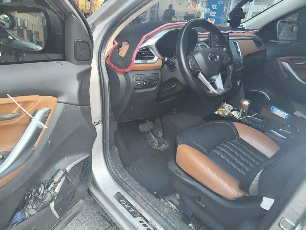 Soueast DX7 2015 2015 1.5T Automatic Luxury
