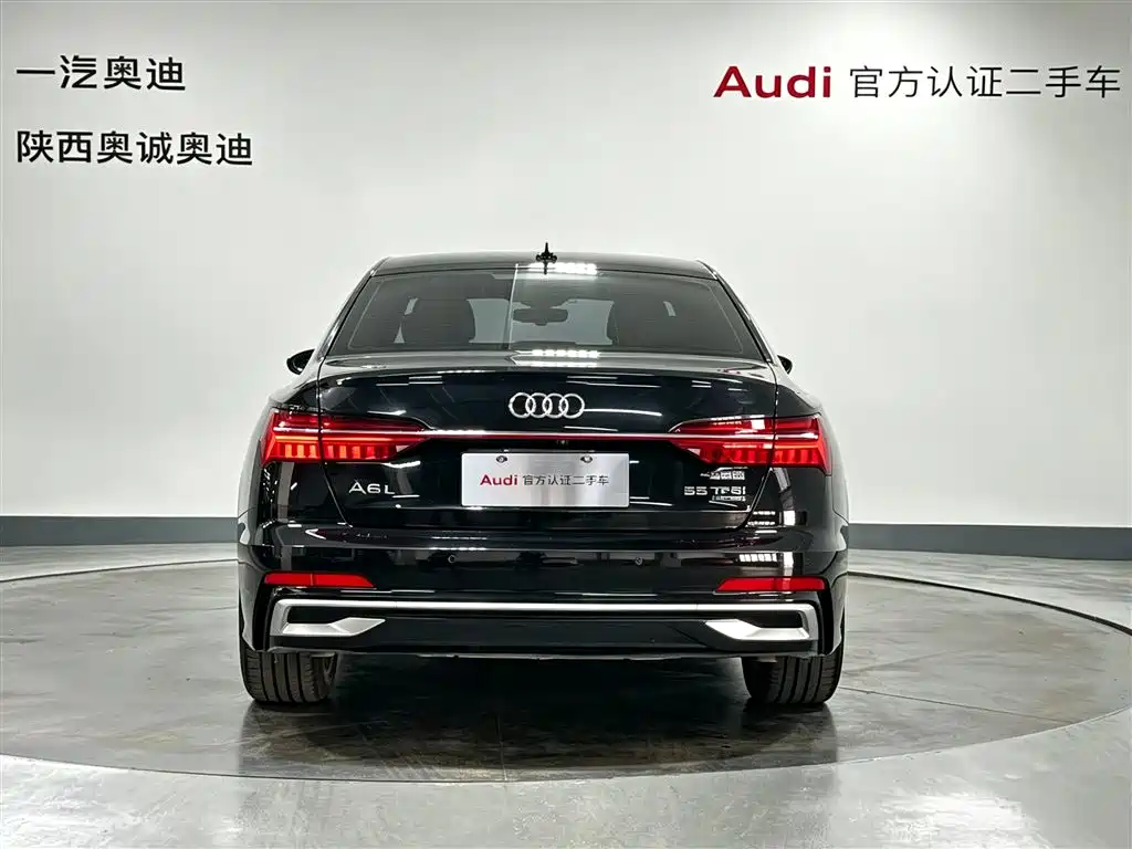 Фото 5 - Audi A6L