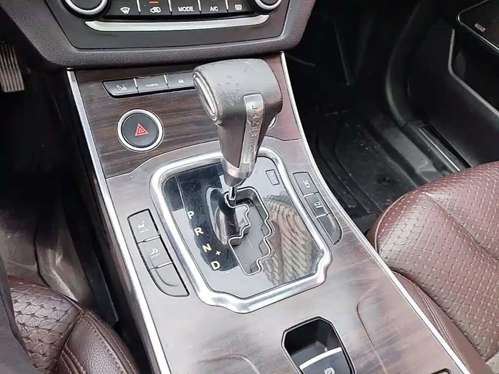 Landwind X7 2015 2015 2.0T Panorama Premium