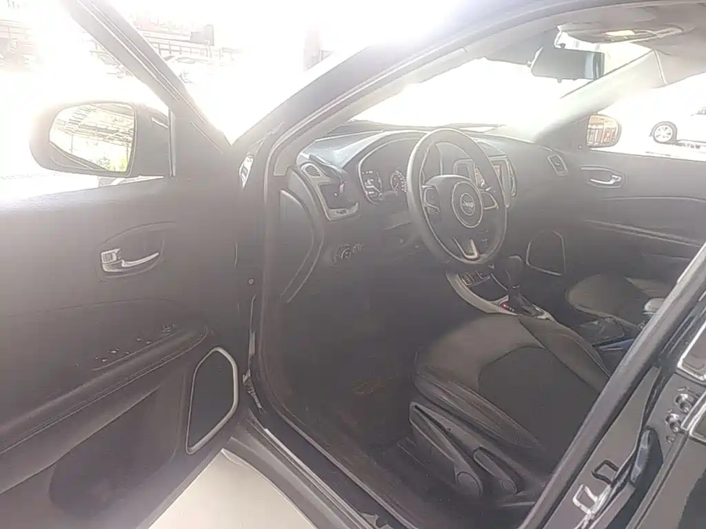 Jeep Compass 2020 2020 220T Automatic Leading Edition