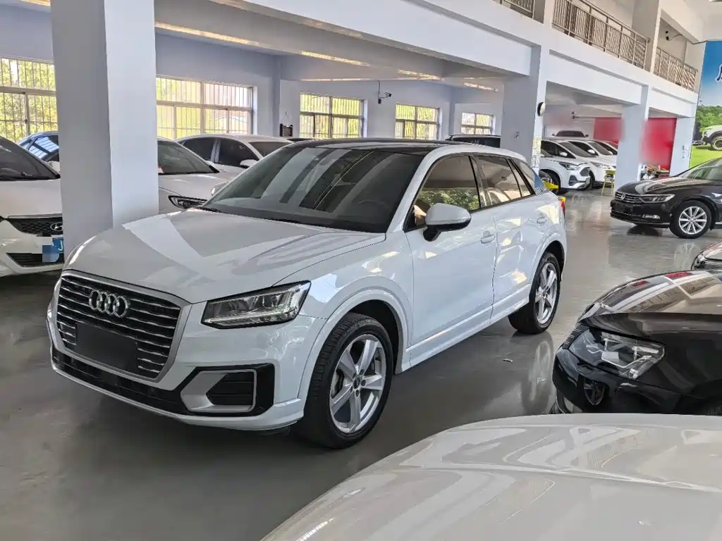 Фото 1 - Audi Q2L