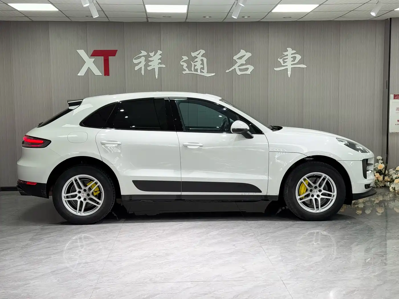 Porsche Macan 2021 Macan 2.0T фото 21