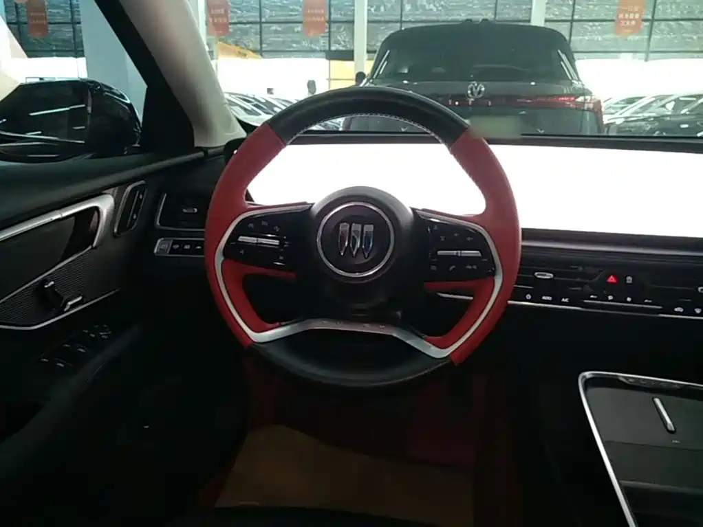 Buick LaCrosse 2025 2025 Model 28T Platinum Edition