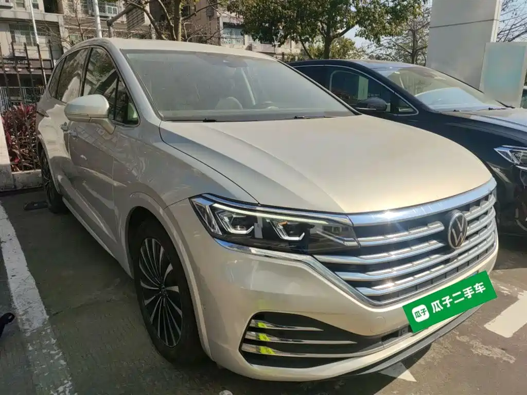 Volkswagen Viloran 2020 380TSI Premium фото 20