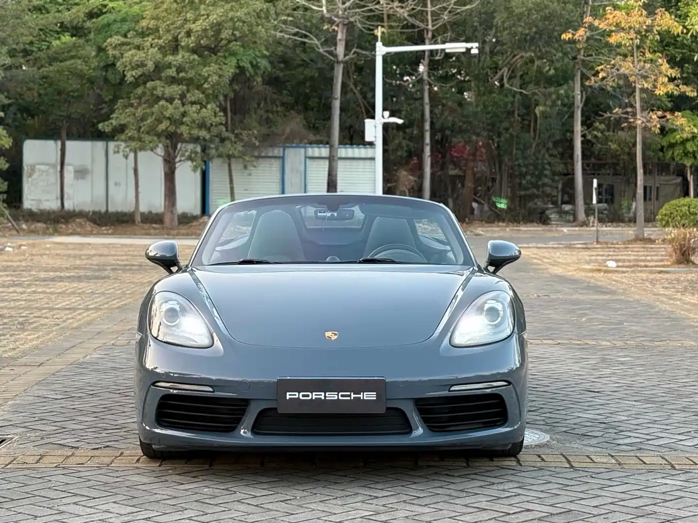 Porsche 718 2016 Boxster 2.0T фото 2
