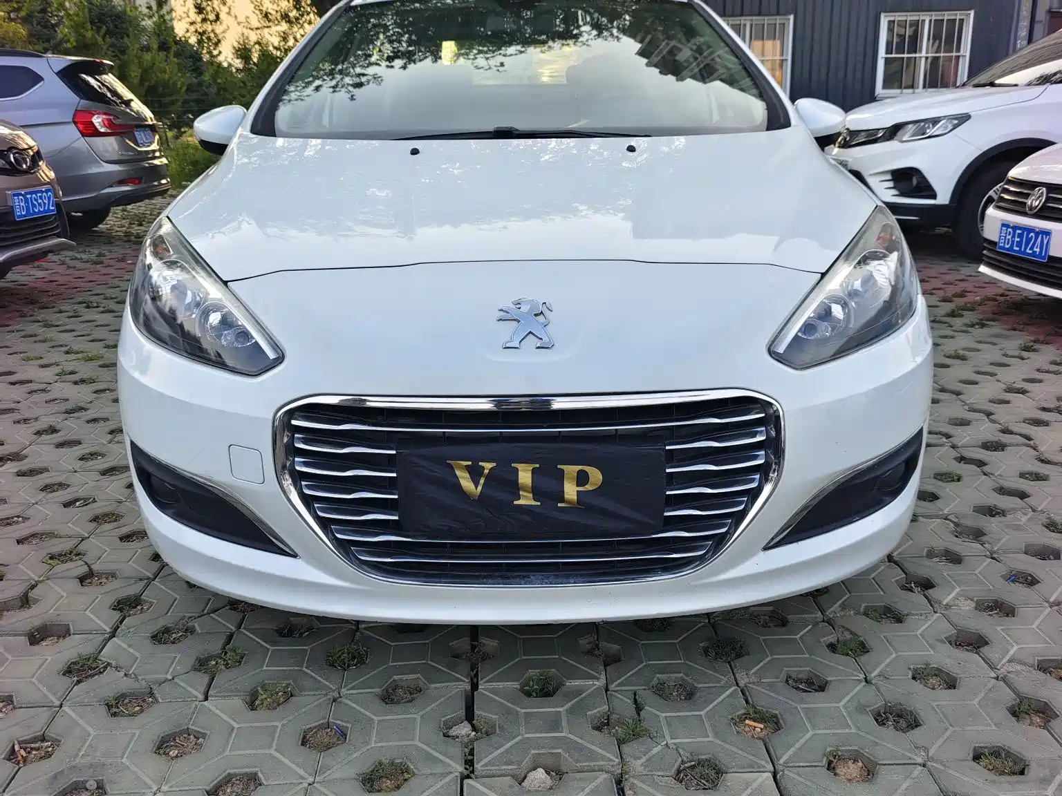 Фото 2 - Peugeot 308