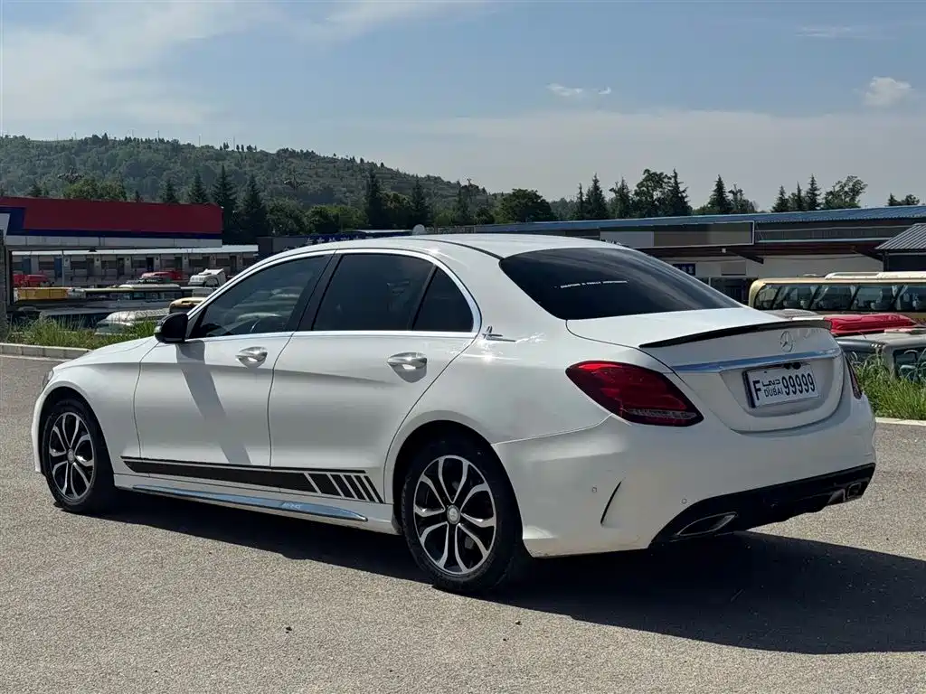 Mercedes-Benz C-Class 2016 C 180 L Sport фото 9