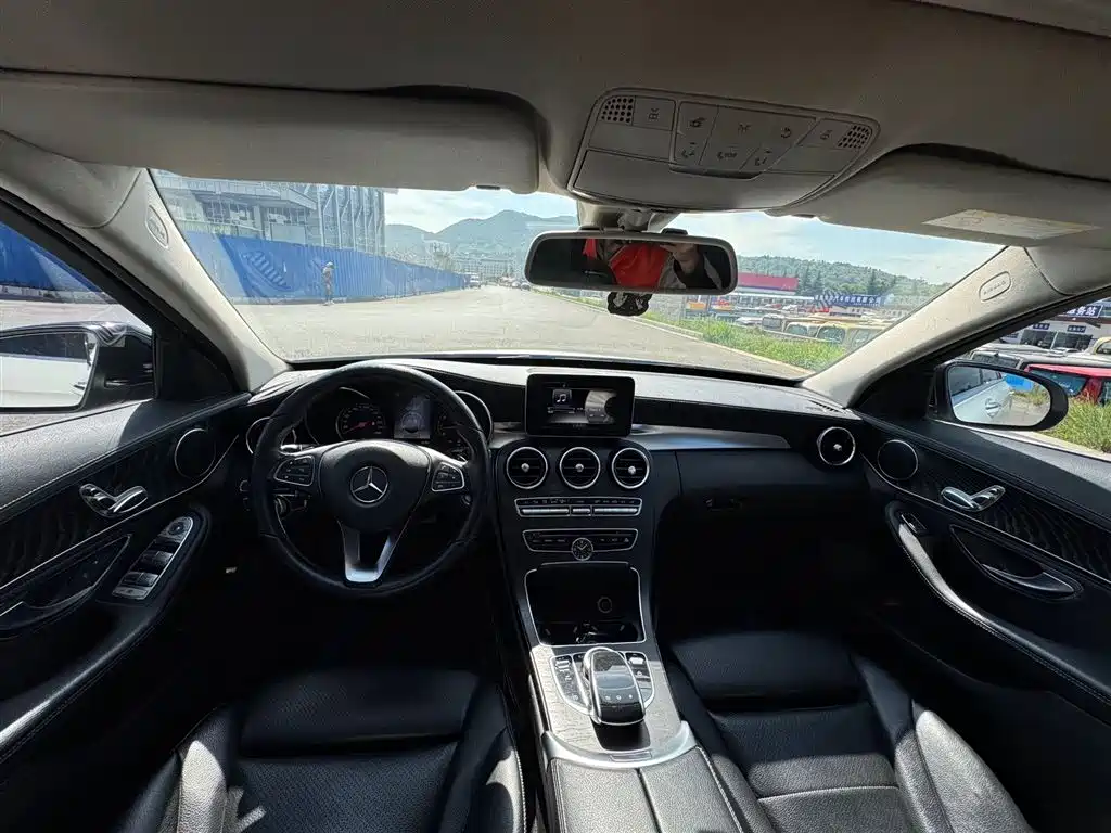 Mercedes-Benz C-Class 2016 C 180 L Sport фото 5
