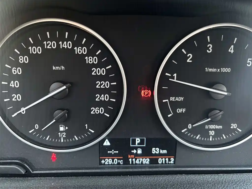 BMW 2 Series Gran Tourer 2015 218i Leading фото 10
