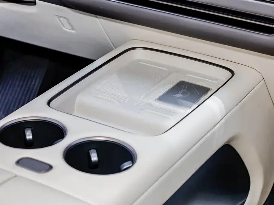 Li Auto Li i8 2025 2025 Standard Edition
