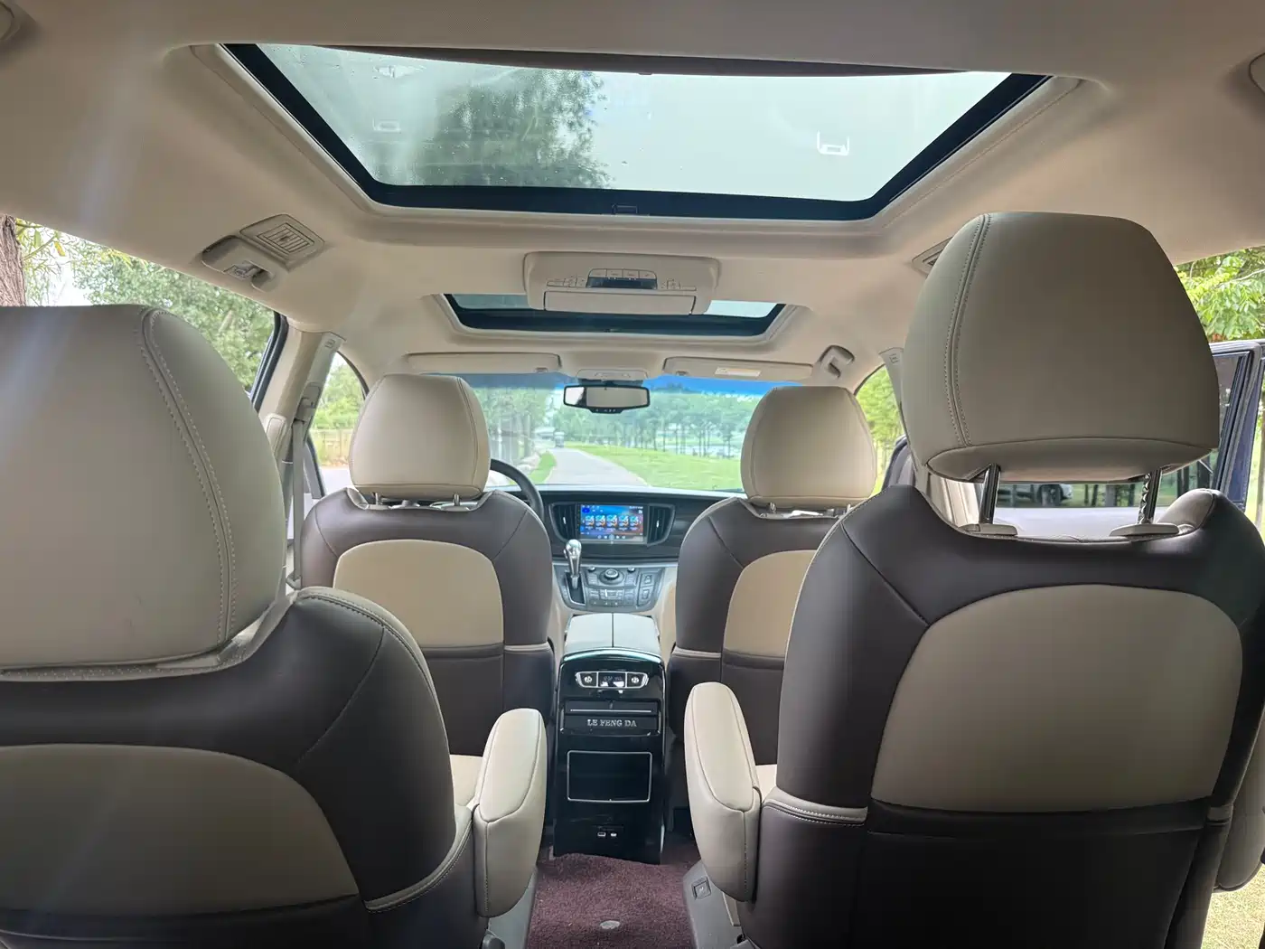 Фото 12 - Buick GL8