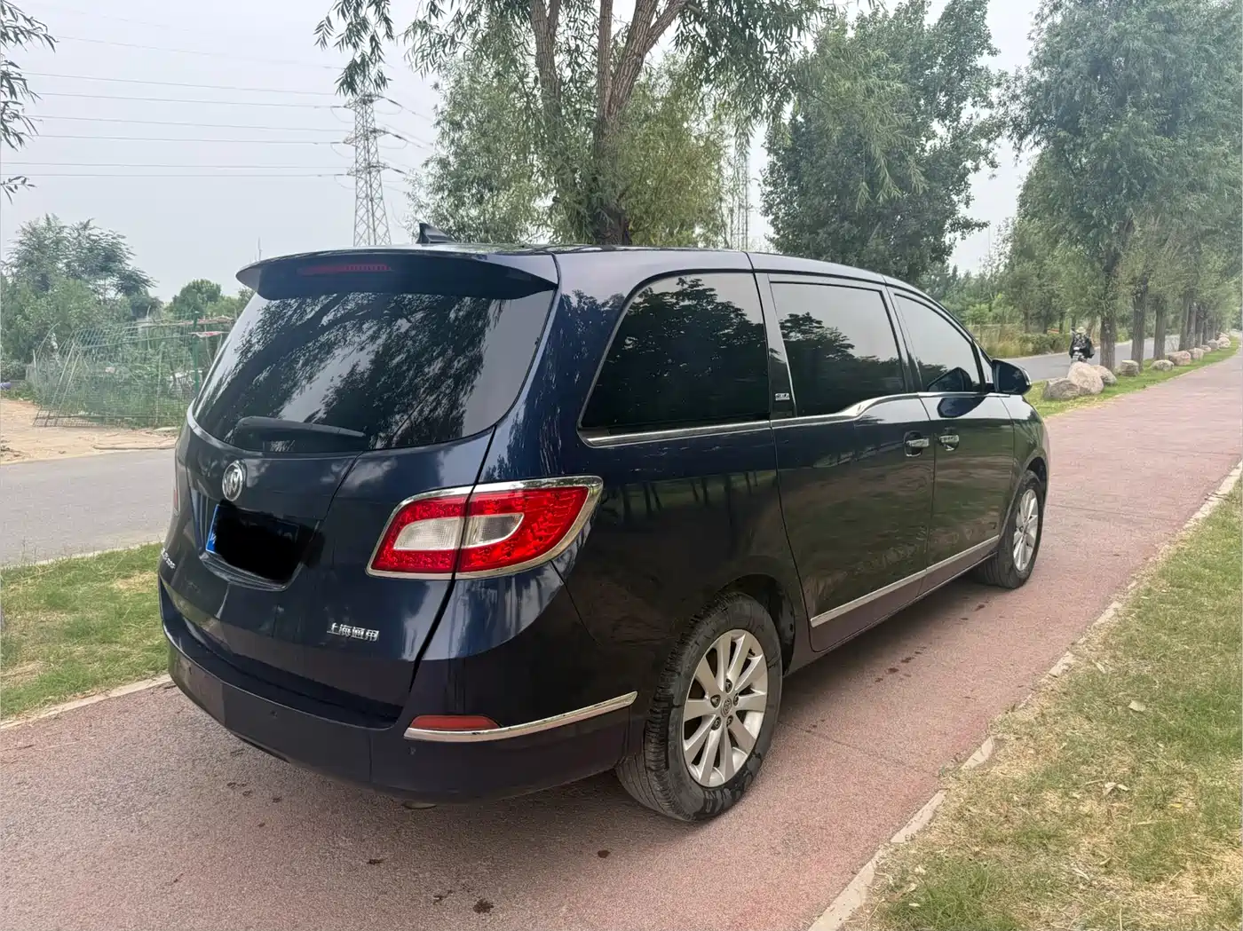 Фото 4 - Buick GL8