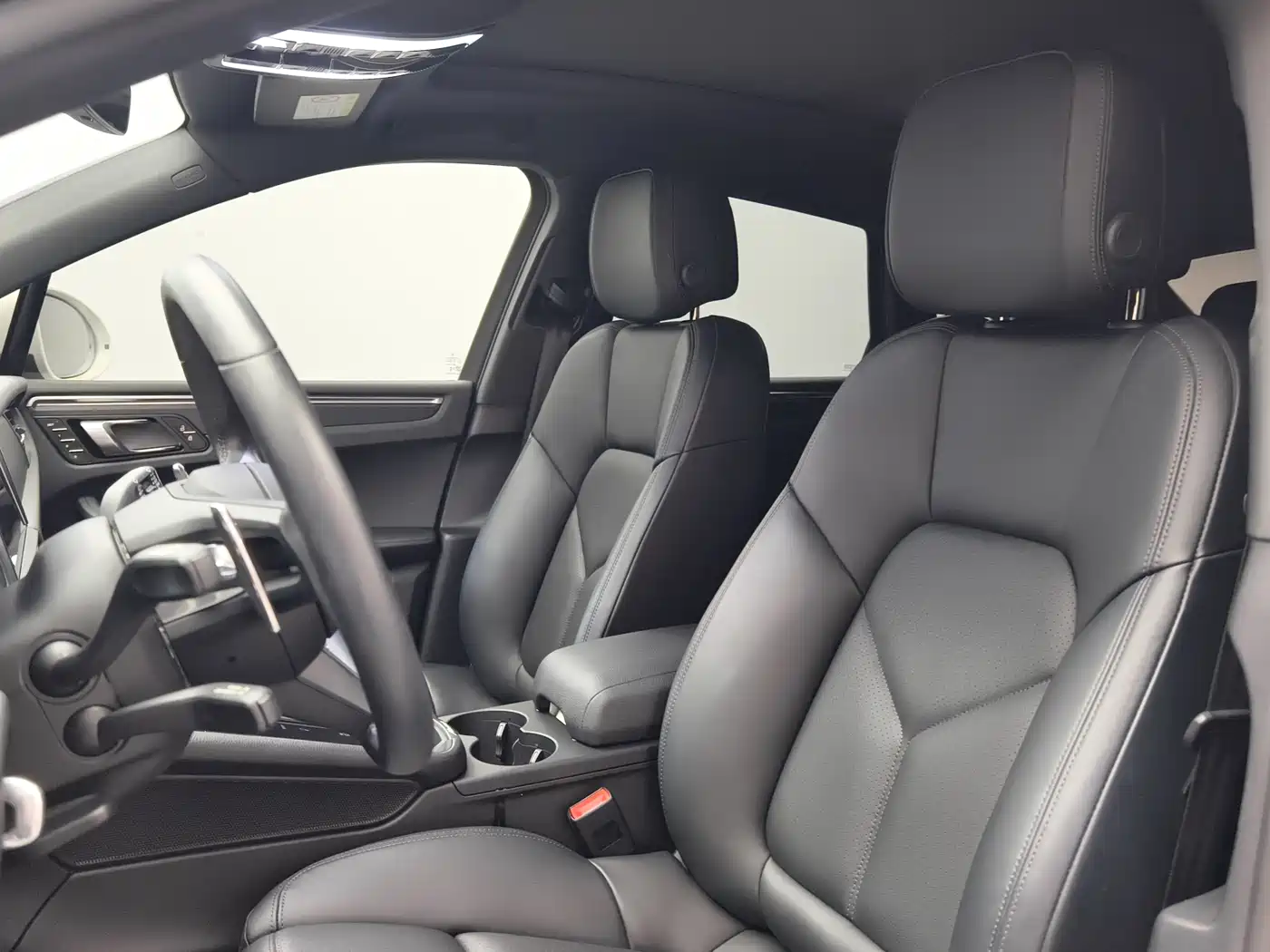 Porsche Macan 2024 Macan 2.0T фото 11