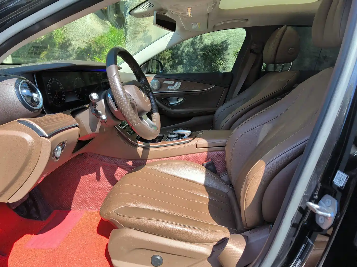 Mercedes-Benz E-Class 2018 E 300 L Luxury фото 4