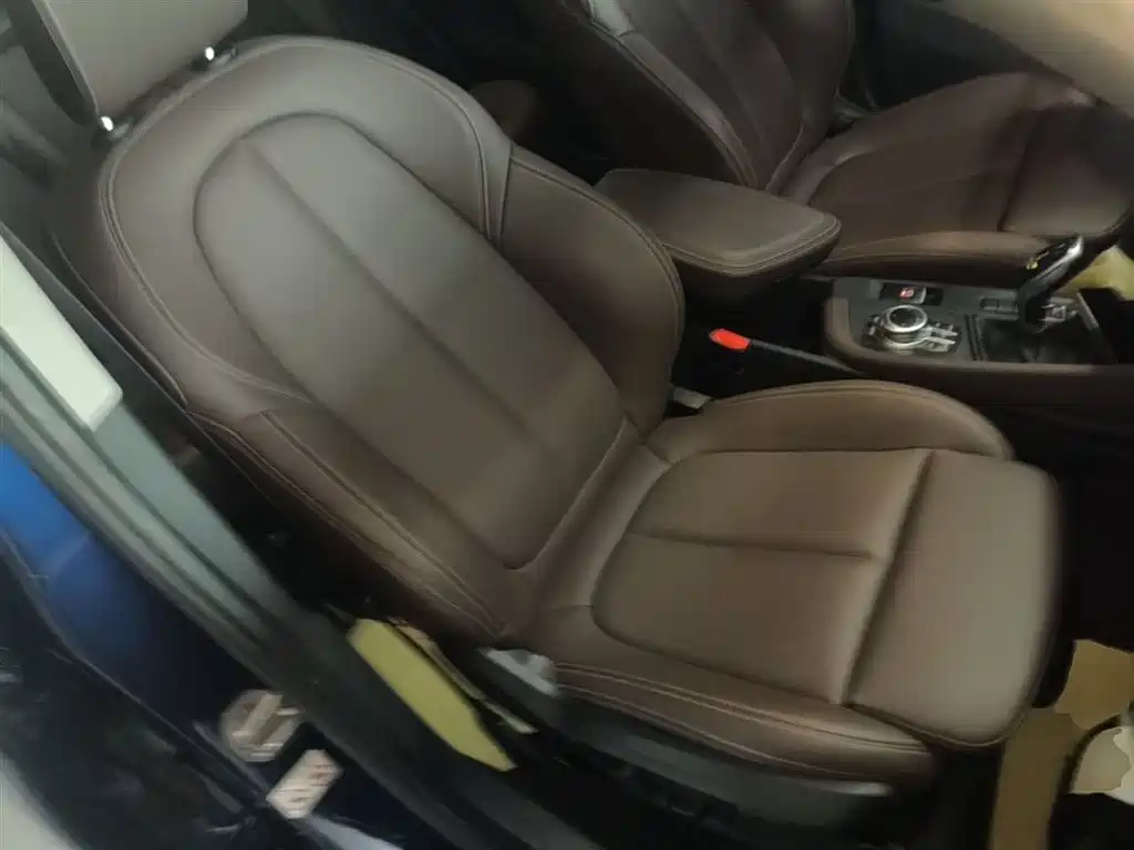 BMW X1 2020 sDrive25Li Leading Model фото 25
