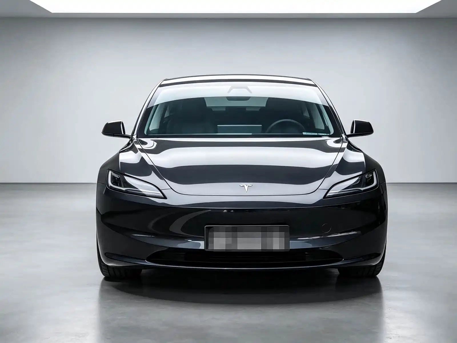 Фото 2 - Tesla Model 3