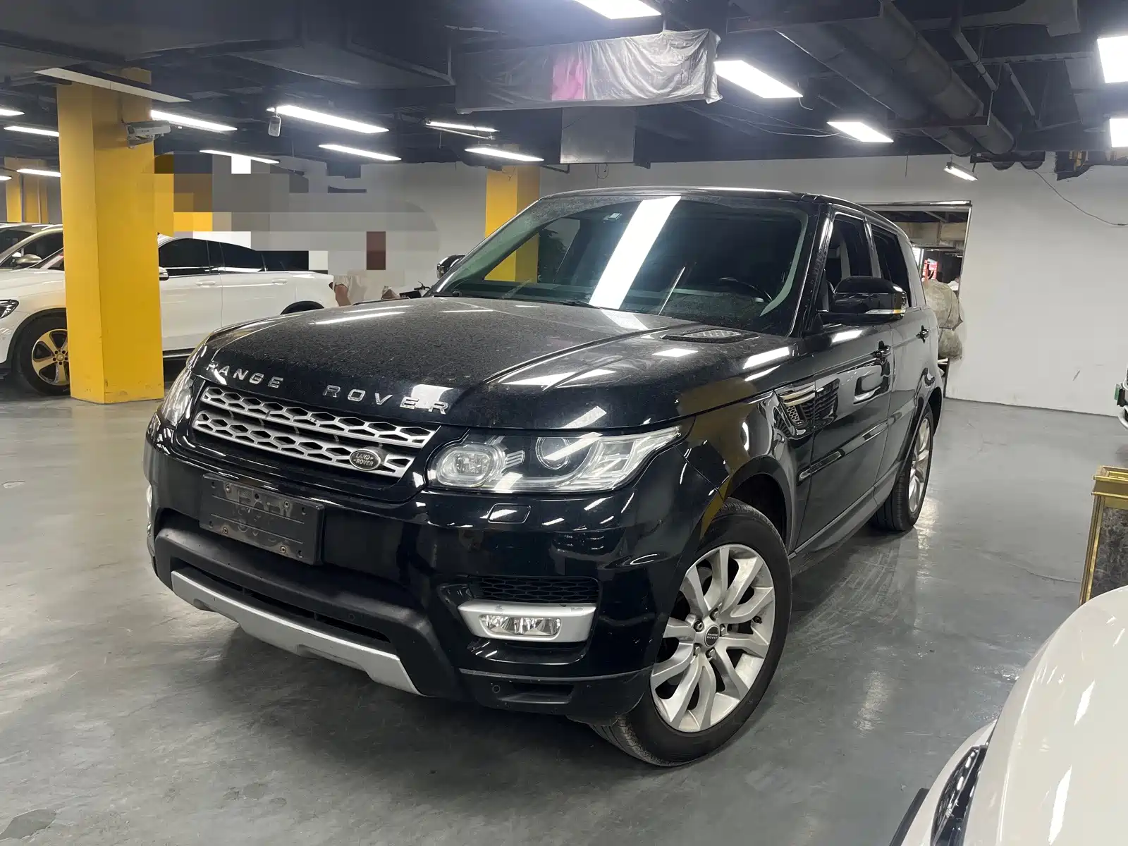 Photo 1 - Land Rover Range Rover Sport