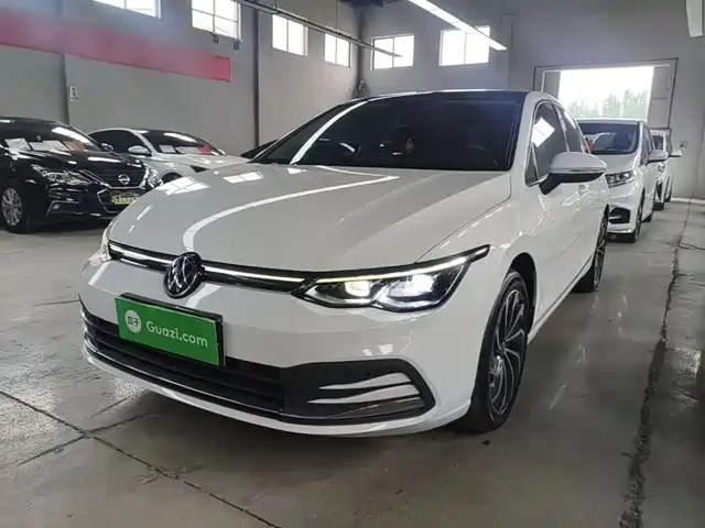 Volkswagen Golf 2023