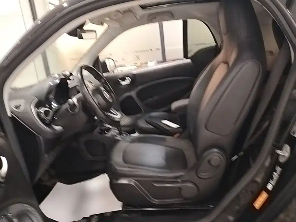 smart fortwo 2018 2018 1.0L 52kW Hardtop Passion Edition China V