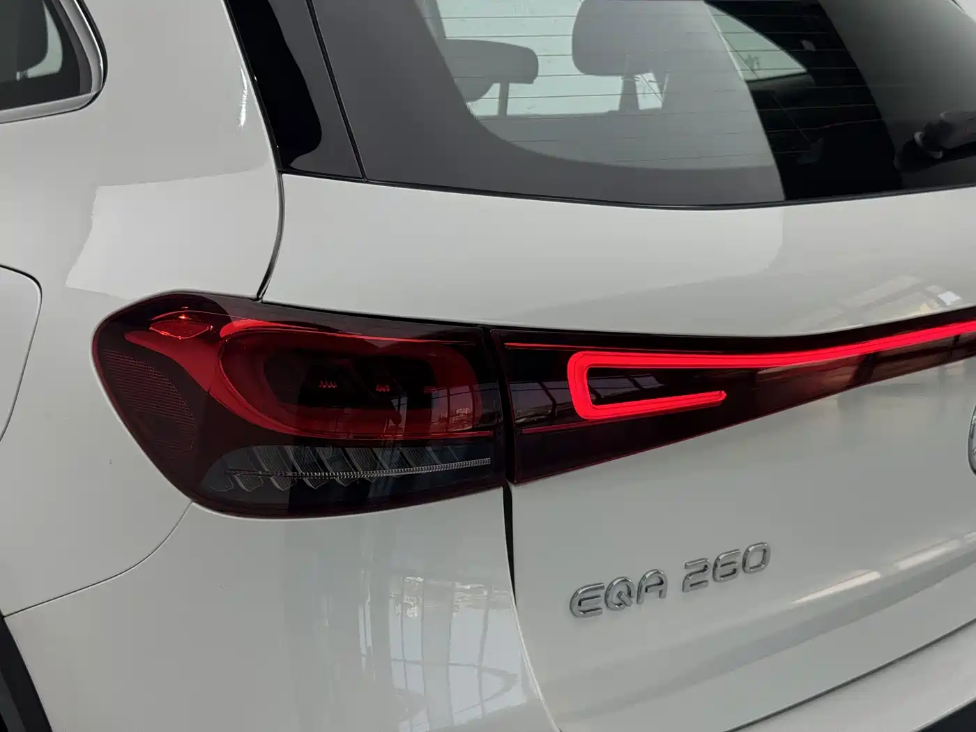 Mercedes-Benz EQA 2023 2022 EQA 260
