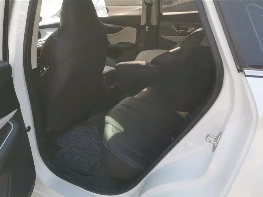 BAIC BEIJING EU5 PLUS