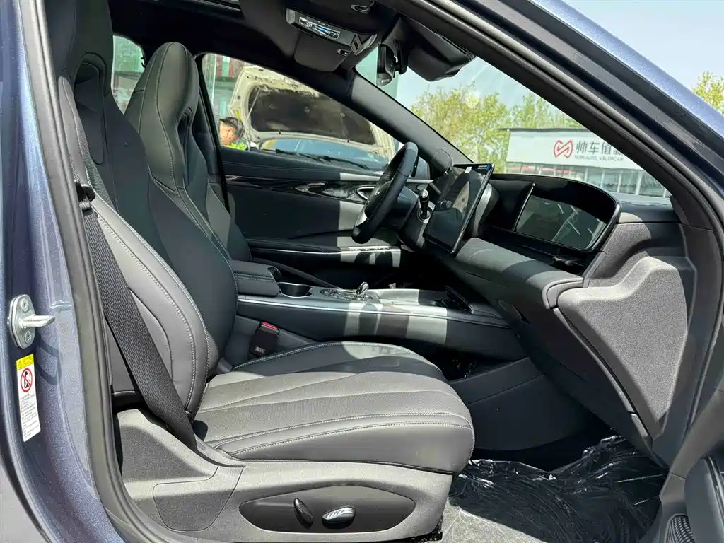 BYD Seal 2025 510 Smart Navigation Edition фото 9