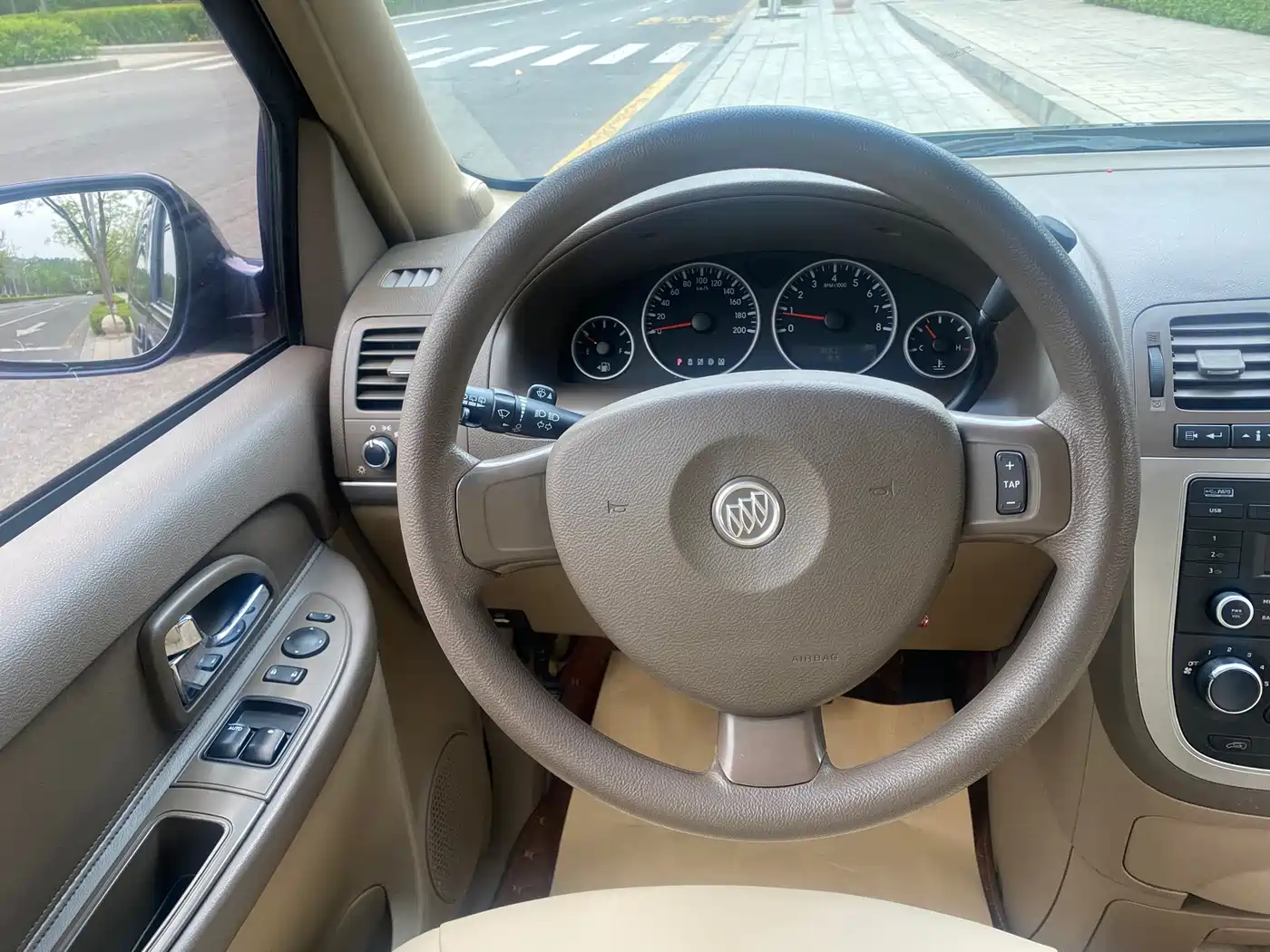 Buick GL8 2013 2.4L Classic фото 8