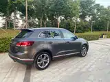 Фото 9 - Borgward BX7
