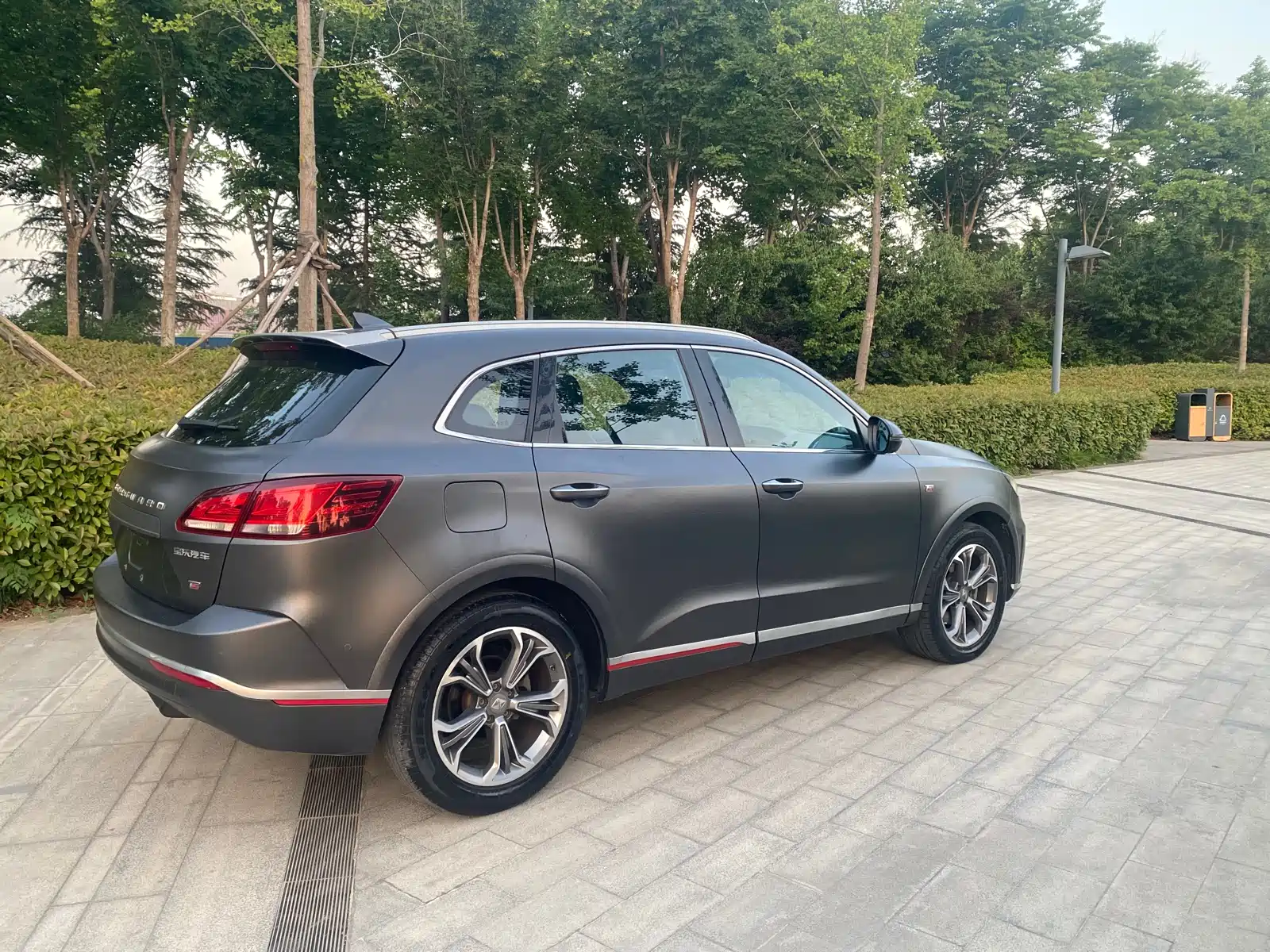 Фото 9 - Borgward BX7