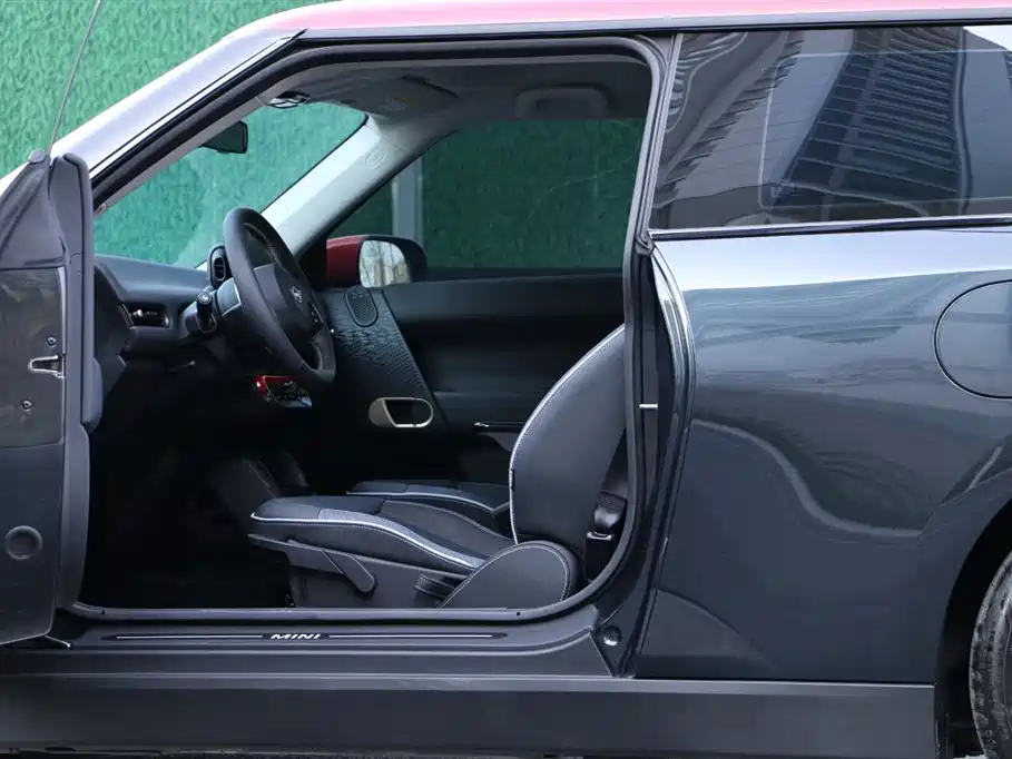 MINI ELECTRIC  COOPER