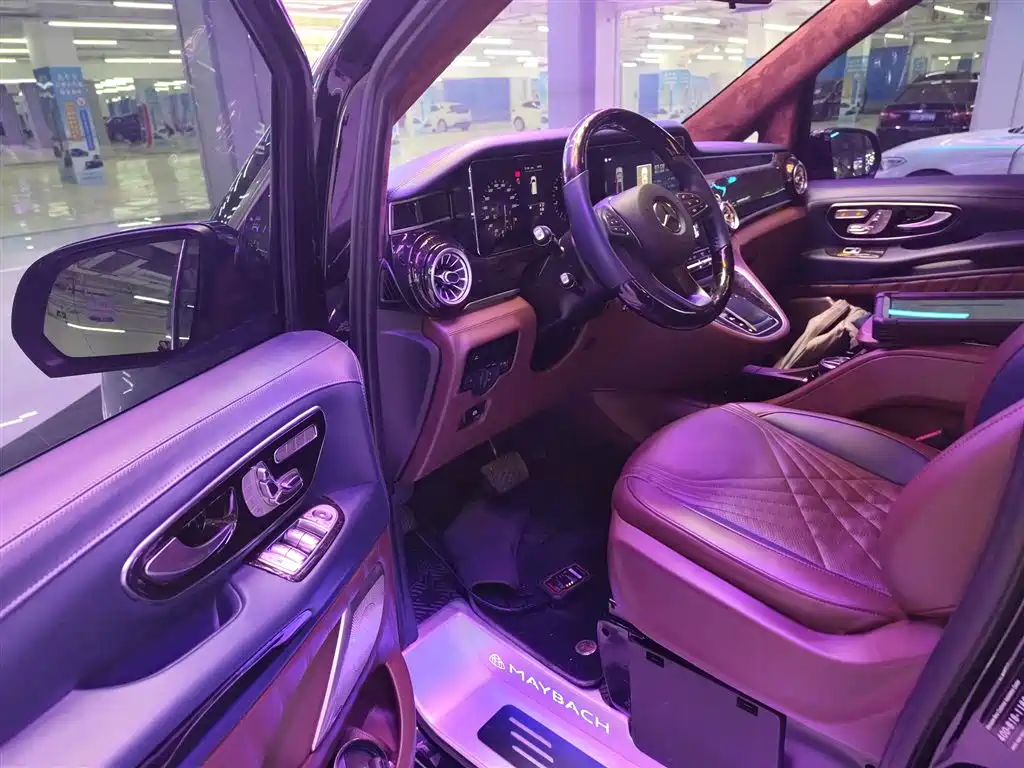 Mercedes-Benz Vito 2021 2.0T Business Edition 7-seater фото 12