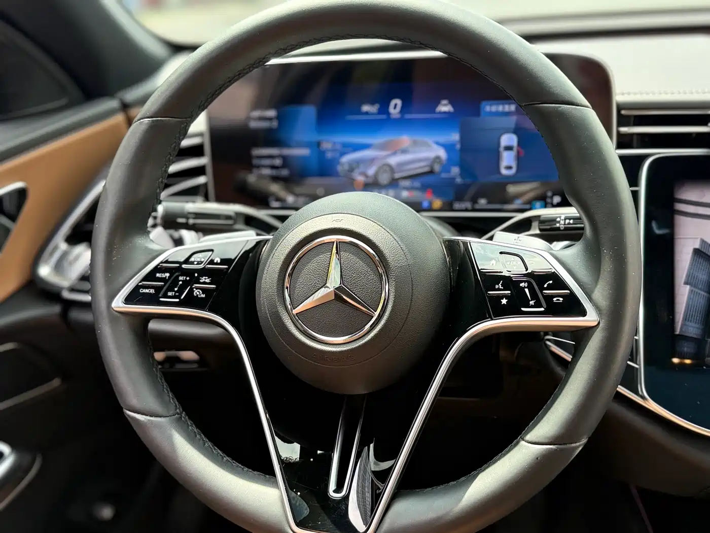 Mercedes-Benz E-Class 2024 Model E 260 L фото 14