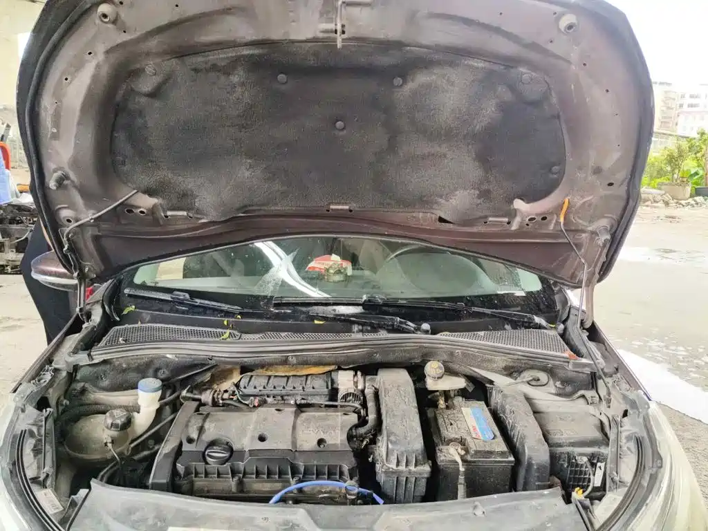 Фото 3 - Peugeot 2008