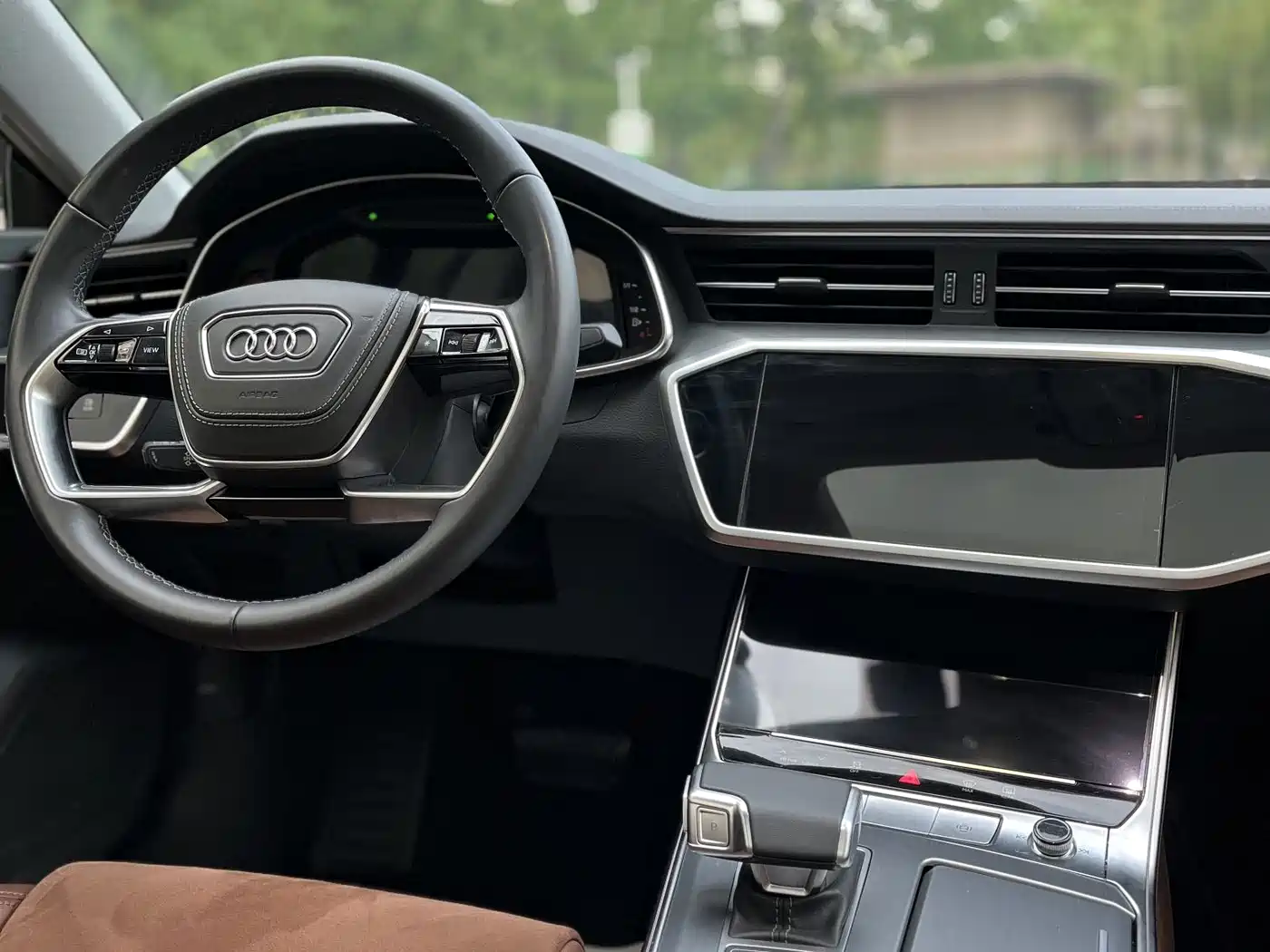 Audi A7L 2024 45 TFSI Luxury фото 15