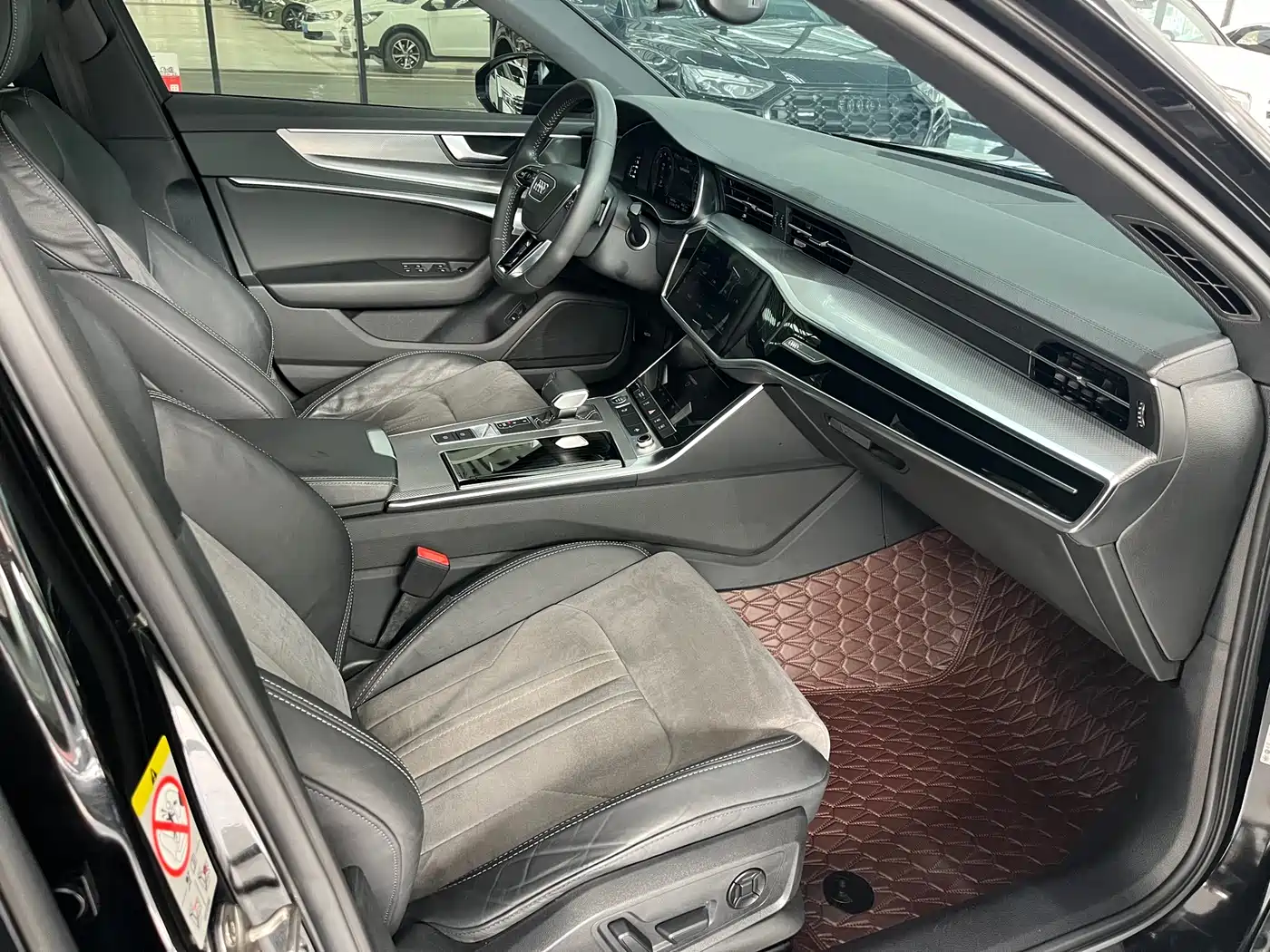 Audi A6L 2020 40 TFSI Luxury Dynamic фото 7