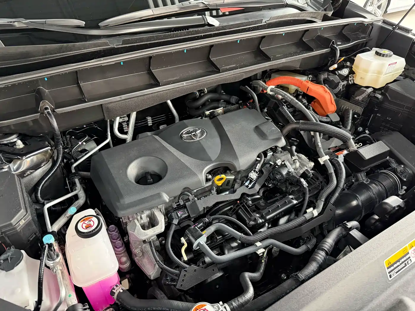 Photo 28 - Toyota Highlander