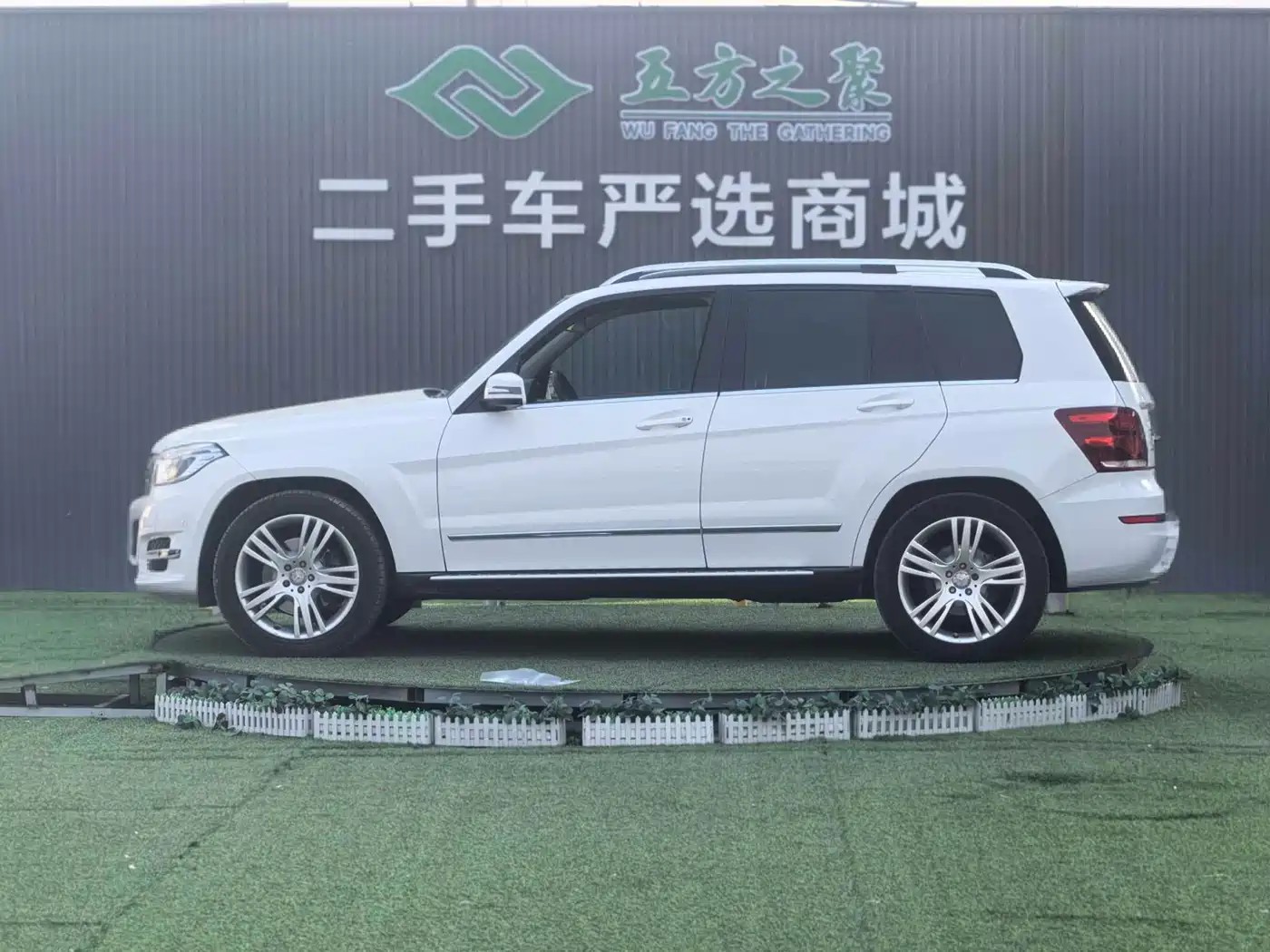 Mercedes-Benz GLK-Class 2013 GLK 300 4MATIC Fashion фото 21